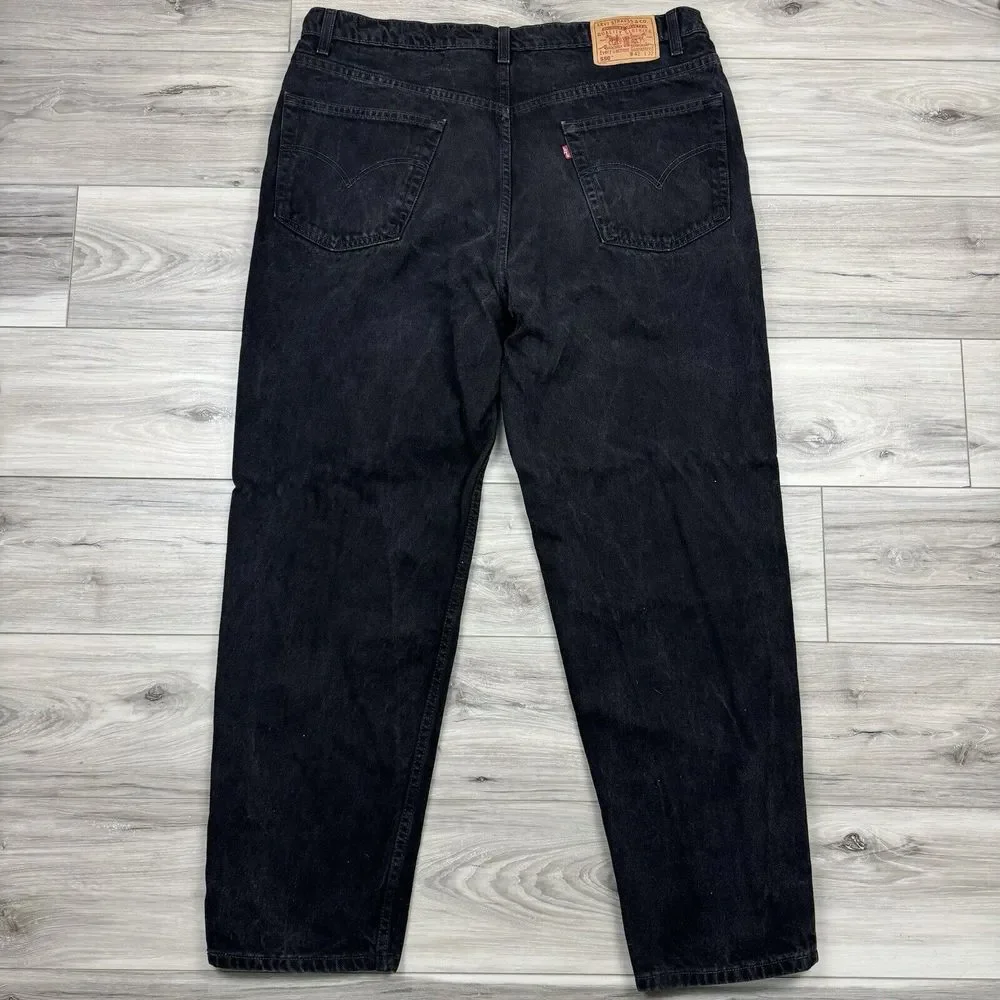 Levis tagged 42